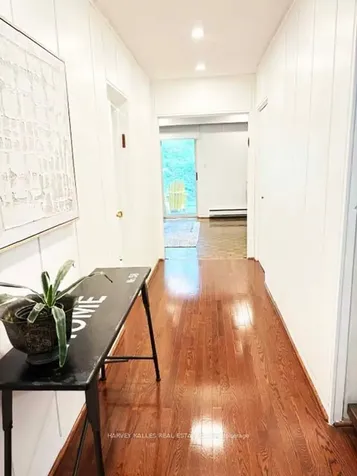 71 Prue Avenue Toronto ON M6B 1R6