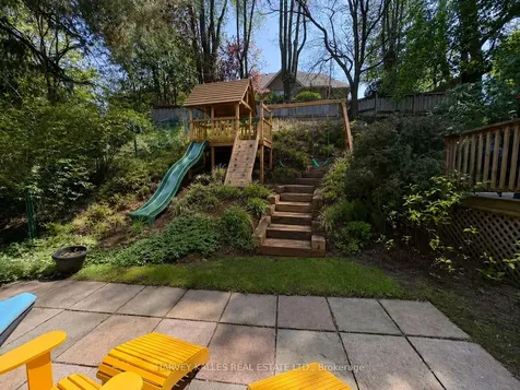 71 Prue Avenue Toronto ON M6B 1R6