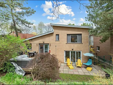 71 Prue Avenue Toronto ON M6B 1R6