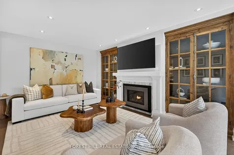 101 Bombay Avenue Toronto ON M3H 1C1