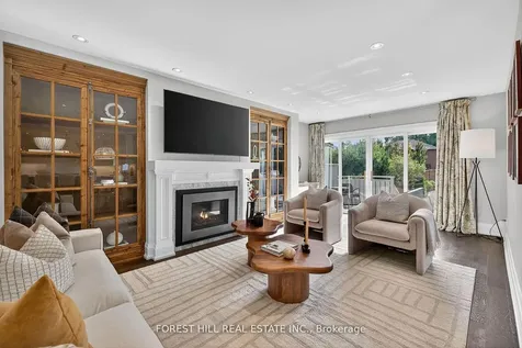 101 Bombay Avenue Toronto ON M3H 1C1