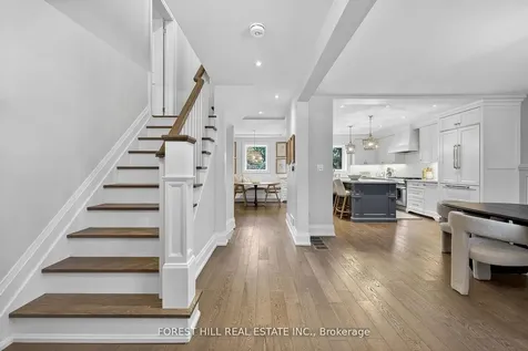 101 Bombay Avenue Toronto ON M3H 1C1