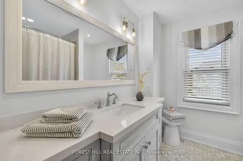101 Bombay Avenue Toronto ON M3H 1C1