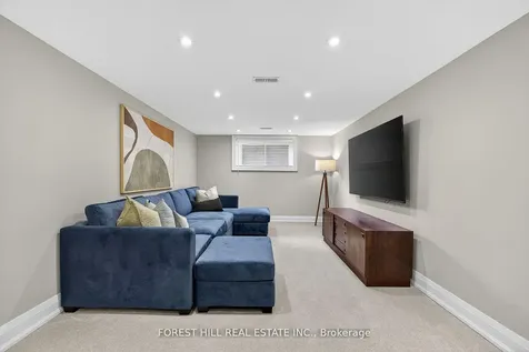 101 Bombay Avenue Toronto ON M3H 1C1