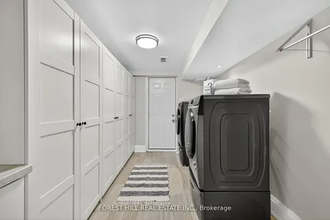 101 Bombay Avenue Toronto ON M3H 1C1