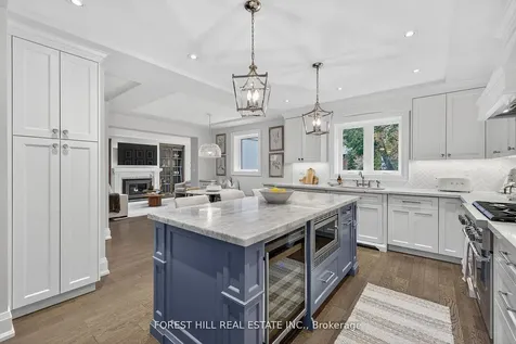101 Bombay Avenue Toronto ON M3H 1C1