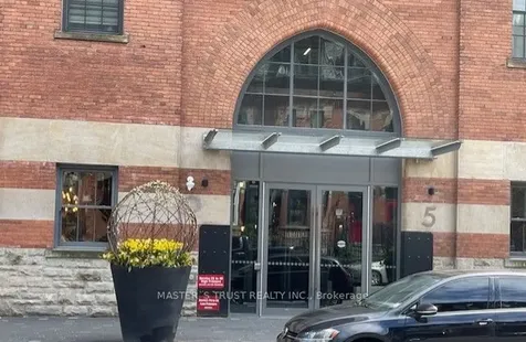 5 St Joseph Street Toronto ON M4Y 0B6