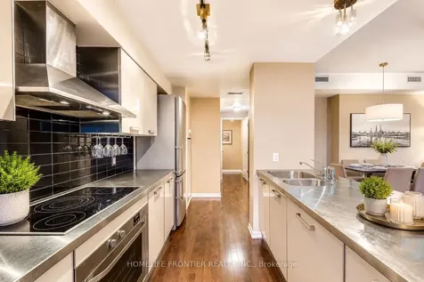 37 Grosvenor Street Toronto ON M4Y 3G5