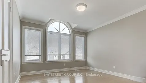 25 Bowan Court Toronto ON M2K 3A8