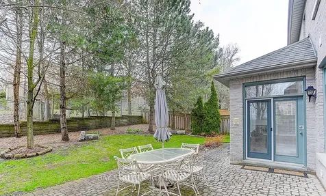 25 Bowan Court Toronto ON M2K 3A8