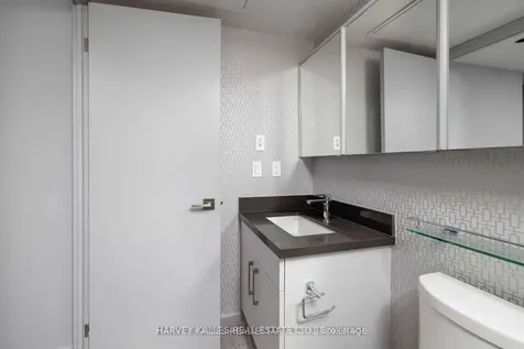 188 Cumberland Street S Toronto ON M5R 2G3