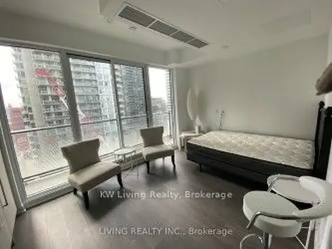 115 Blue Jays Way Toronto ON M5V 0N4