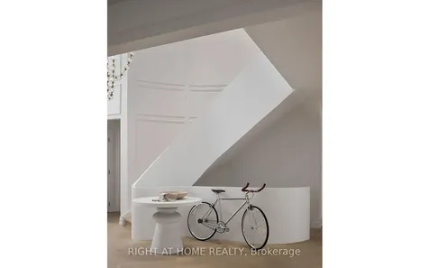 37 Rippleton Road Toronto ON M3B 1H4