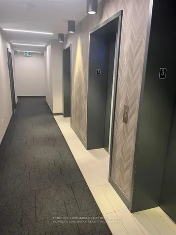 50 Forest Manor Road Toronto ON M2J 0E3
