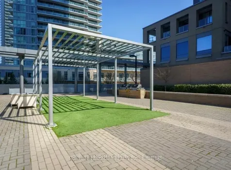 50 Forest Manor Road Toronto ON M2J 0E3