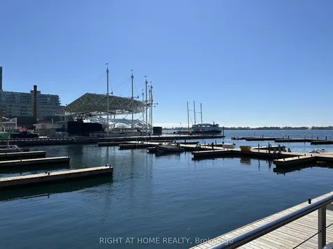 250 Queens Quay W Toronto ON M5J 2N2