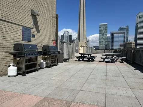 250 Queens Quay W Toronto ON M5J 2N2