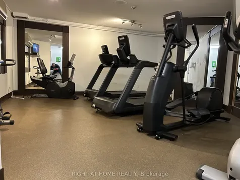 250 Queens Quay W Toronto ON M5J 2N2