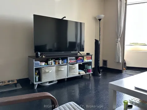 250 Queens Quay W Toronto ON M5J 2N2