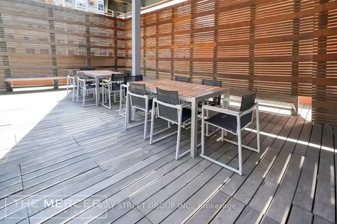 8 Mercer Street Toronto ON M5V 0C4