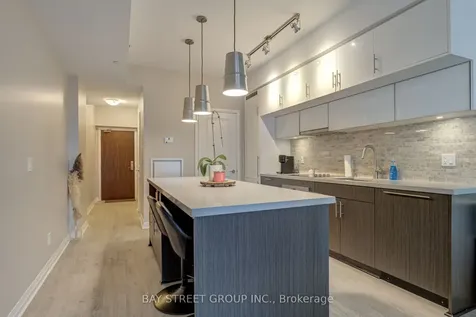 8 Mercer Street Toronto ON M5V 0C4