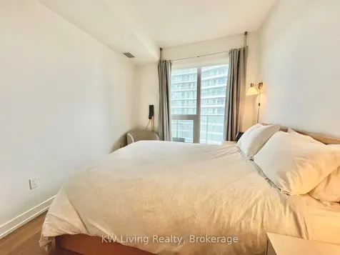 117 Mcmahon Drive Toronto ON M2K 0E4