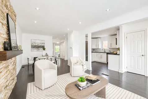 14 Easton Road Toronto ON M2N 2L3