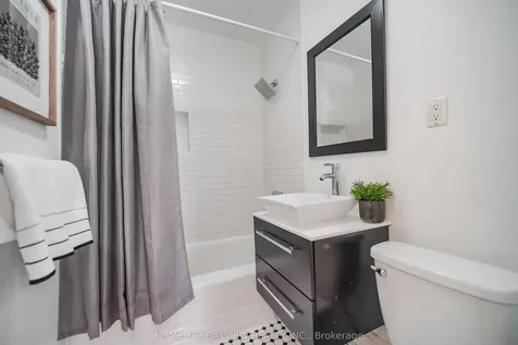 14 Easton Road Toronto ON M2N 2L3