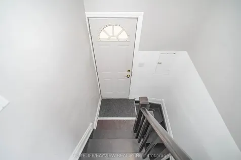 14 Easton Road Toronto ON M2N 2L3