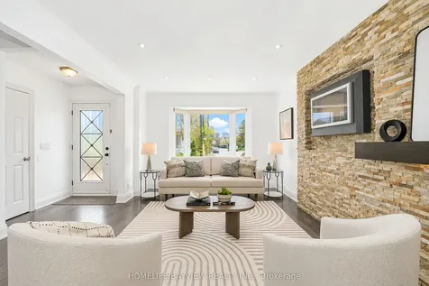 14 Easton Road Toronto ON M2N 2L3
