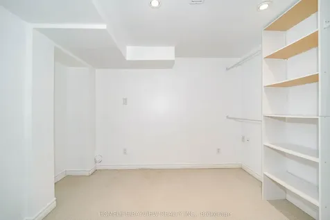14 Easton Road Toronto ON M2N 2L3