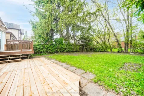14 Easton Road Toronto ON M2N 2L3