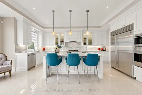 50 Lloydminster Crescent Toronto ON M2M 2S1
