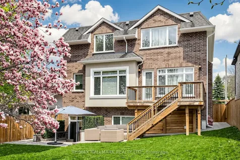 50 Lloydminster Crescent Toronto ON M2M 2S1