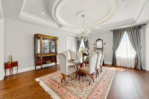 50 Lloydminster Crescent Toronto ON M2M 2S1