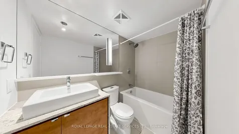 121 Mcmahon Drive Toronto ON M2K 0C1