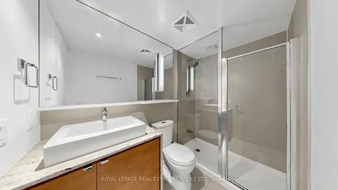 121 Mcmahon Drive Toronto ON M2K 0C1