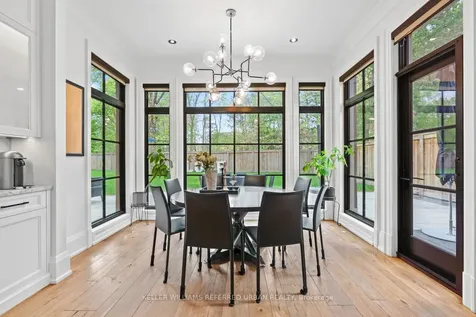 45 Norden Crescent Toronto ON M3B 1B7