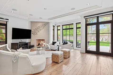 45 Norden Crescent Toronto ON M3B 1B7