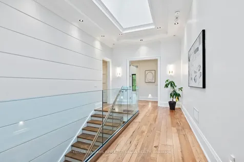 45 Norden Crescent Toronto ON M3B 1B7