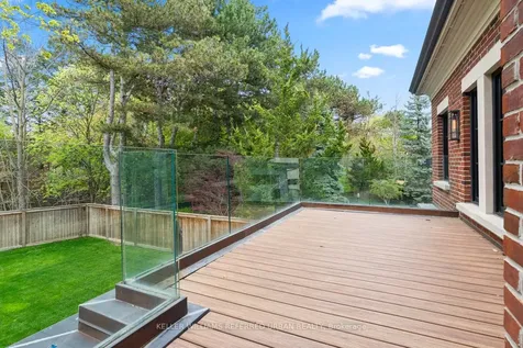45 Norden Crescent Toronto ON M3B 1B7