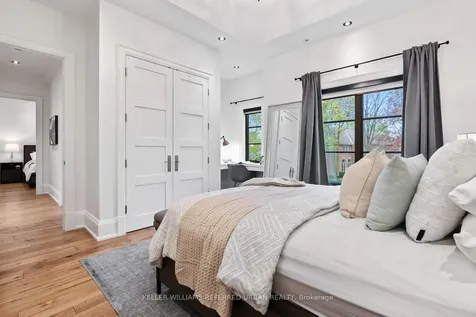 45 Norden Crescent Toronto ON M3B 1B7