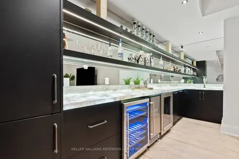 45 Norden Crescent Toronto ON M3B 1B7