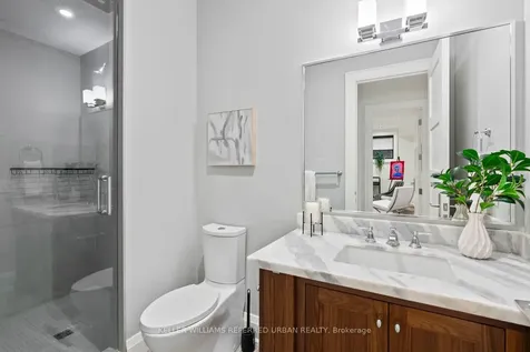 45 Norden Crescent Toronto ON M3B 1B7