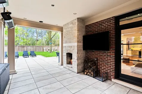 45 Norden Crescent Toronto ON M3B 1B7