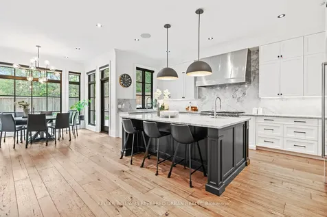 45 Norden Crescent Toronto ON M3B 1B7