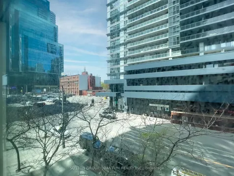 373 Front Street W Toronto ON M5V 3R7