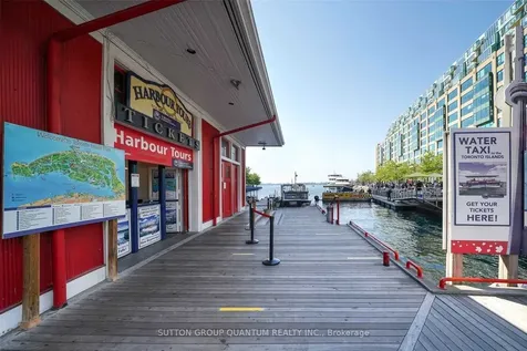 373 Front Street W Toronto ON M5V 3R7