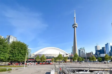 373 Front Street W Toronto ON M5V 3R7