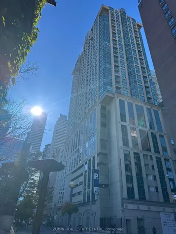 8 Park Road Toronto ON M4W 3S5